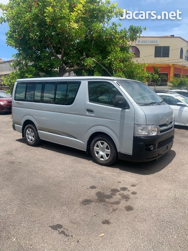 Toyota hiace 2009 model best sale for sale