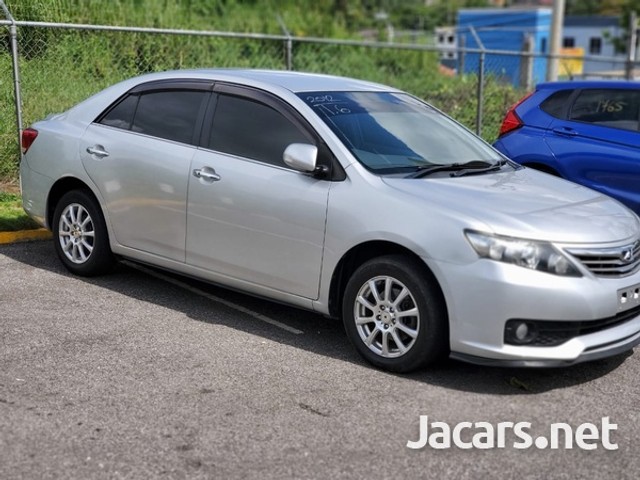 Toyota allion 2012