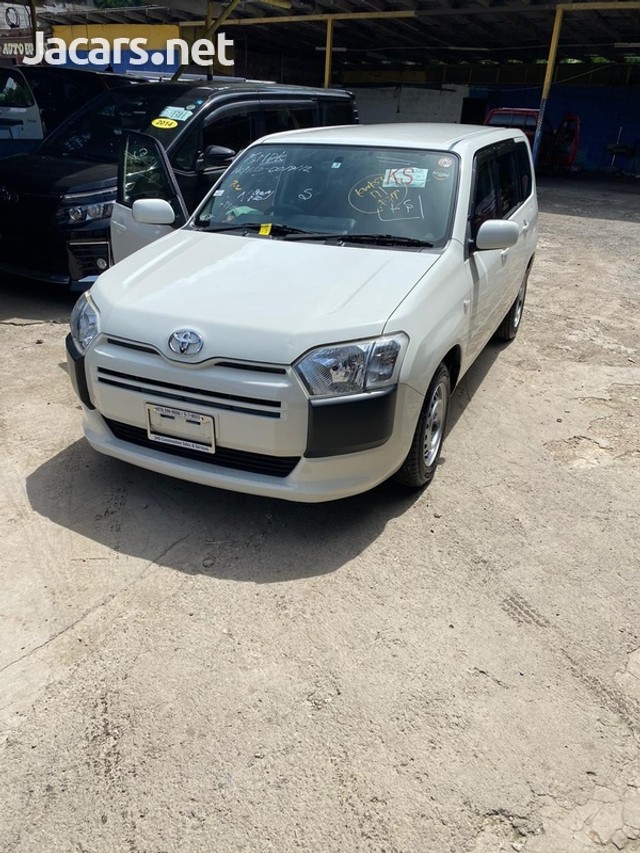 Toyota Probox 2015 J 1,500,000 for sale