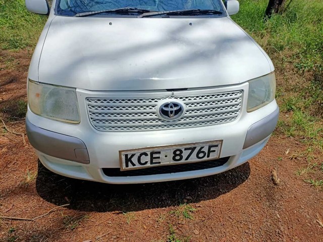 Toyota succeed 2008