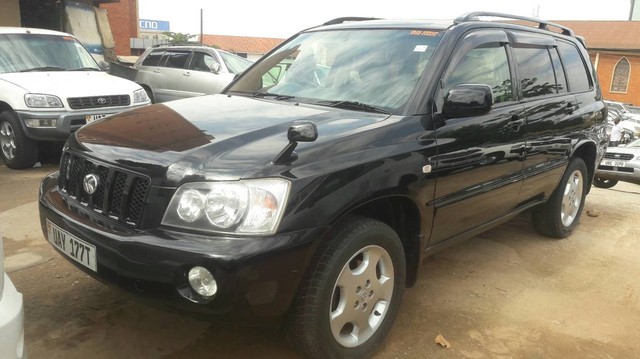 Toyota kluger 2001