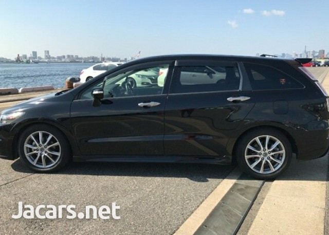 Honda stream 2014