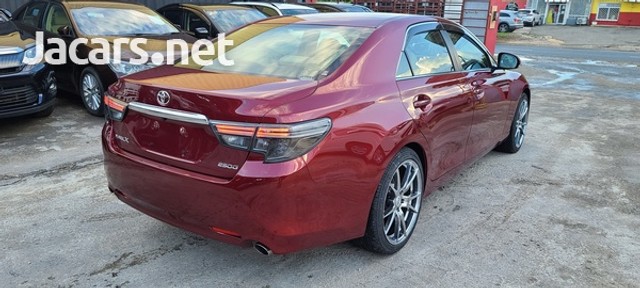 Toyota mark x 2017