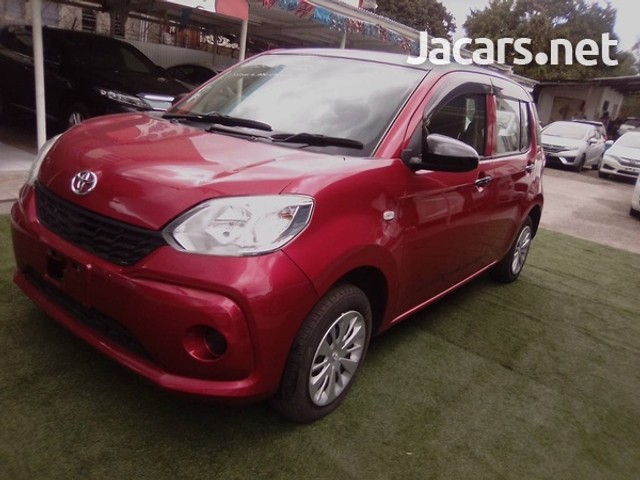 Toyota passo 2017