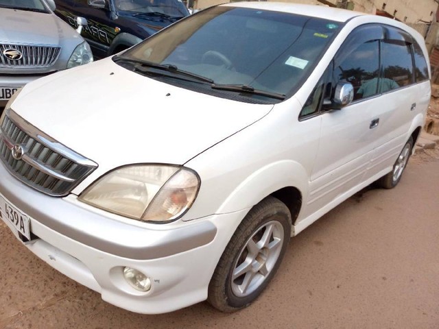 Toyota nadia 2002