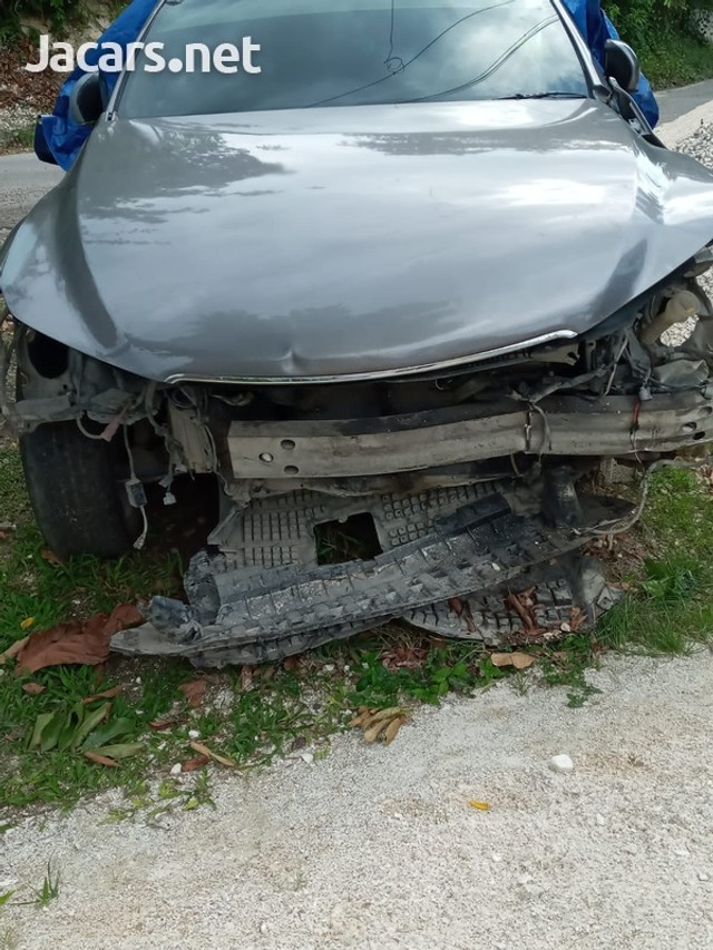 Blackmarket Used Cars & Parts - Jamaica, Crash axio for sale in Spanish  town call 3087527 or 7845626