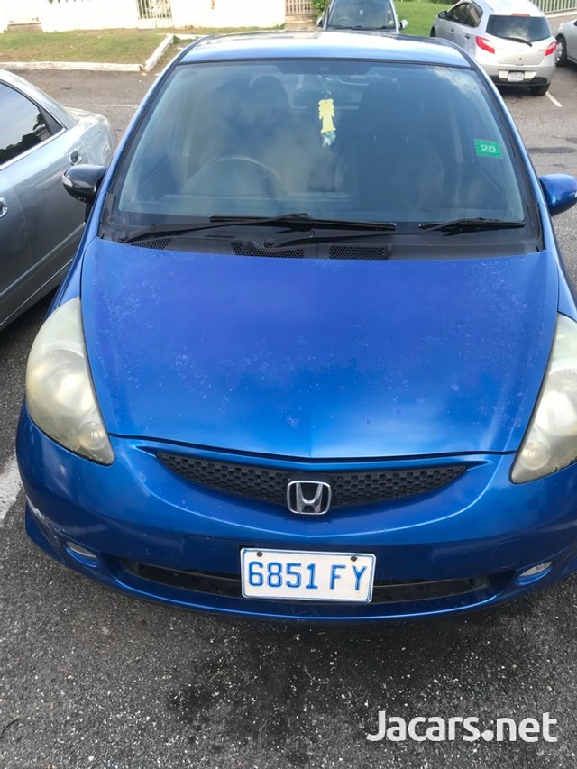 Honda Fit 2005 J 450,000 for sale