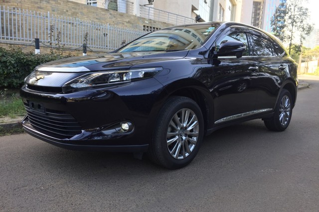 Toyota harrier 2013