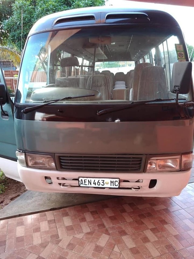 Toyota Coaster MZN. 700 for sale UsedCars .mz