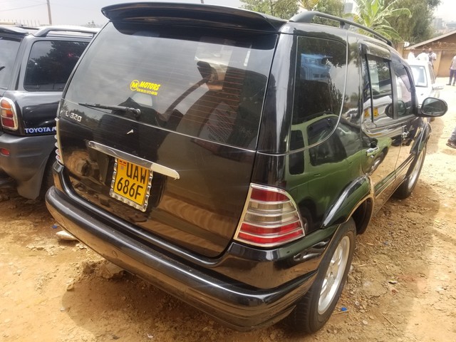 Mercedes-Benz ml350 2001 Ksh. 22,000,000 for sale | UsedCars.co.ug