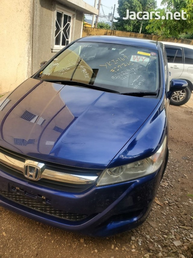 Honda stream 2011