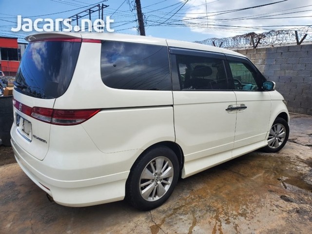 Honda elysion 2010