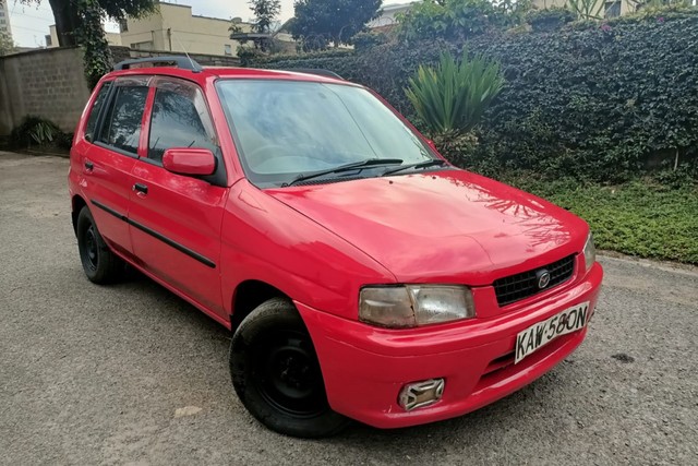 Mazda demio 1999