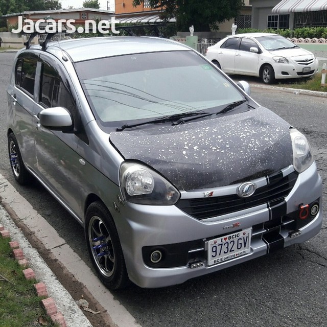 Daihatsu mira 2014