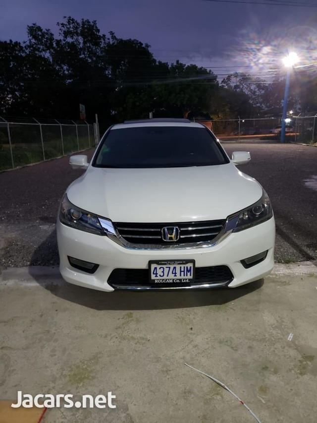 Honda Accord 2013 J 2,150,000 for sale
