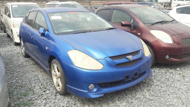 Toyota caldina 2003