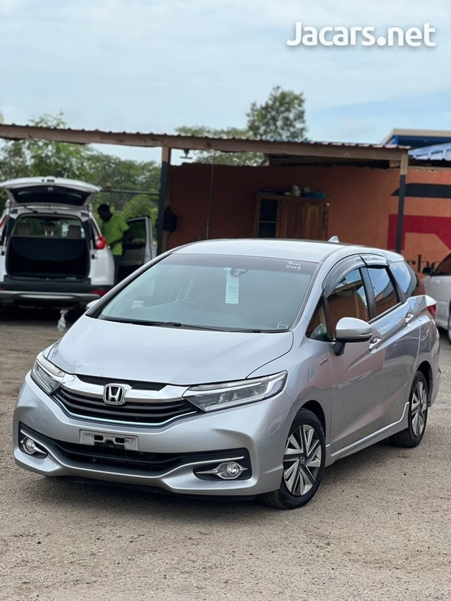 Honda Fit Shuttle 2017 J$ 2,200,000 for sale | JamaiCars.com
