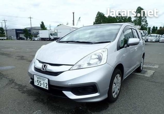 Honda fit shuttle 2014