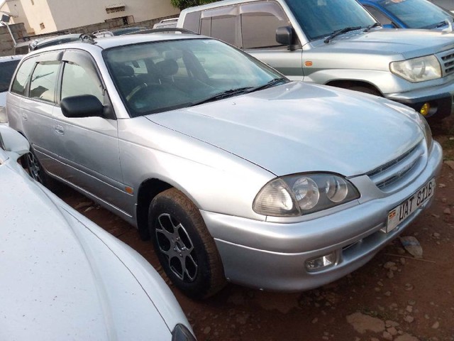 Toyota caldina 1999