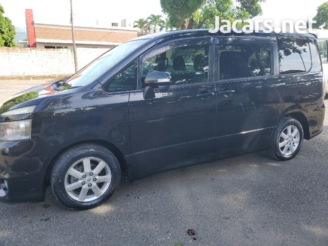 Toyota voxy 2009