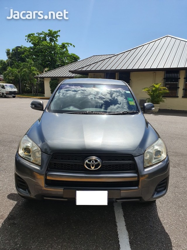Toyota RAV4 2012 J 1,780,000 for sale