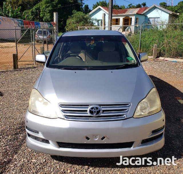 Toyota ipsum 2009