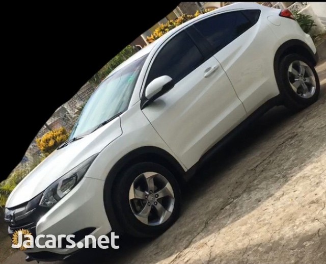 Honda HRV 2016 J 3,150,000 for sale