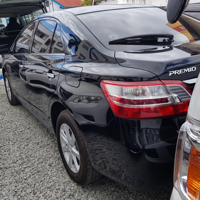 Спойлер toyota premio
