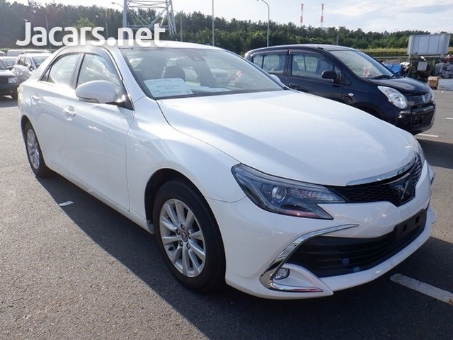 Toyota mark x 2017