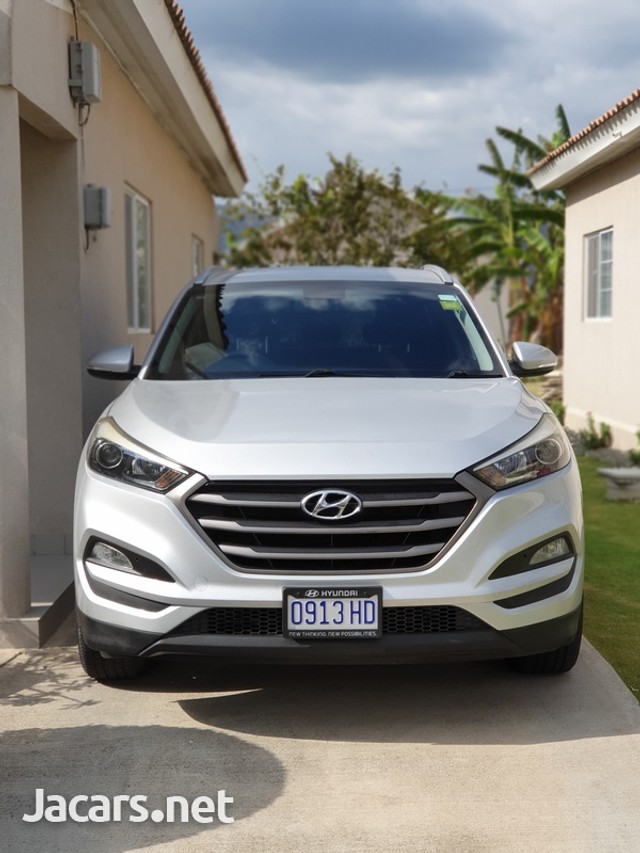 Hyundai Tucson 2016 J 2,500,000 for sale