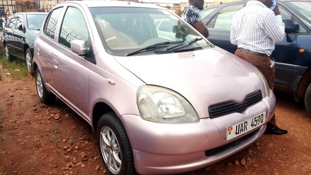 Toyota vitz 1998