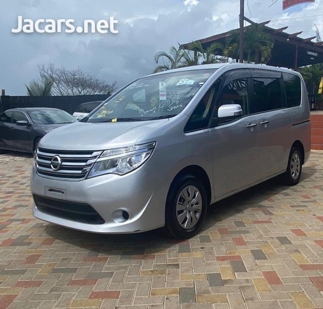 Nissan sirena 2015