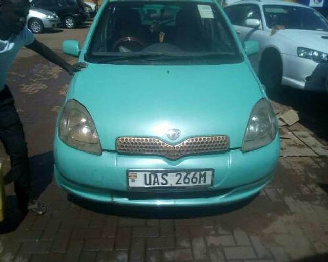 Toyota vitz 1998