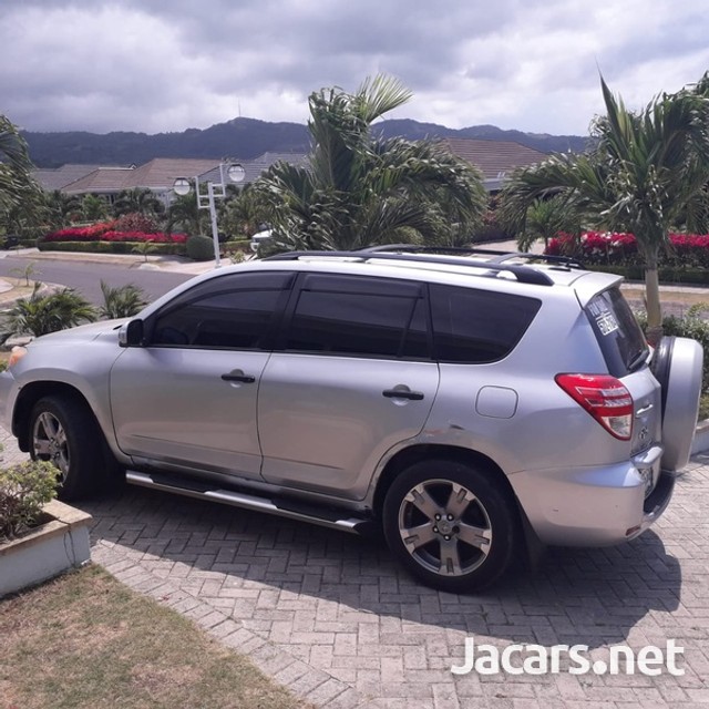 Toyota RAV4 2010 J 1,500,000 for sale