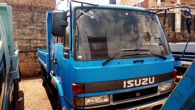 Isuzu forward 1993