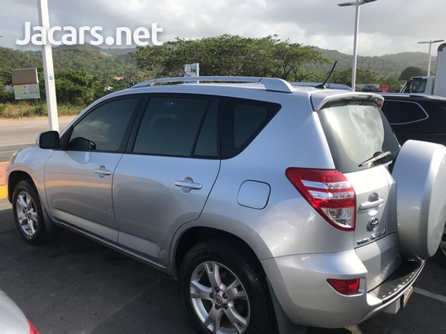 Toyota RAV4 2010 J 1,750,000 for sale