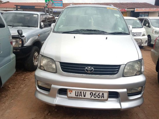 Toyota Noah 2001 Ksh. 23,000,000 for sale | UsedCars.co.ug