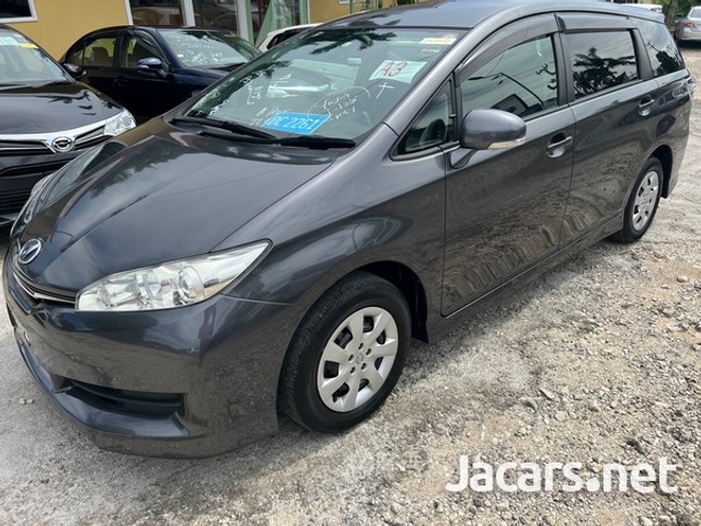 Toyota Wish 2017 J$ 2,000,000 for sale | JamaiCars.com