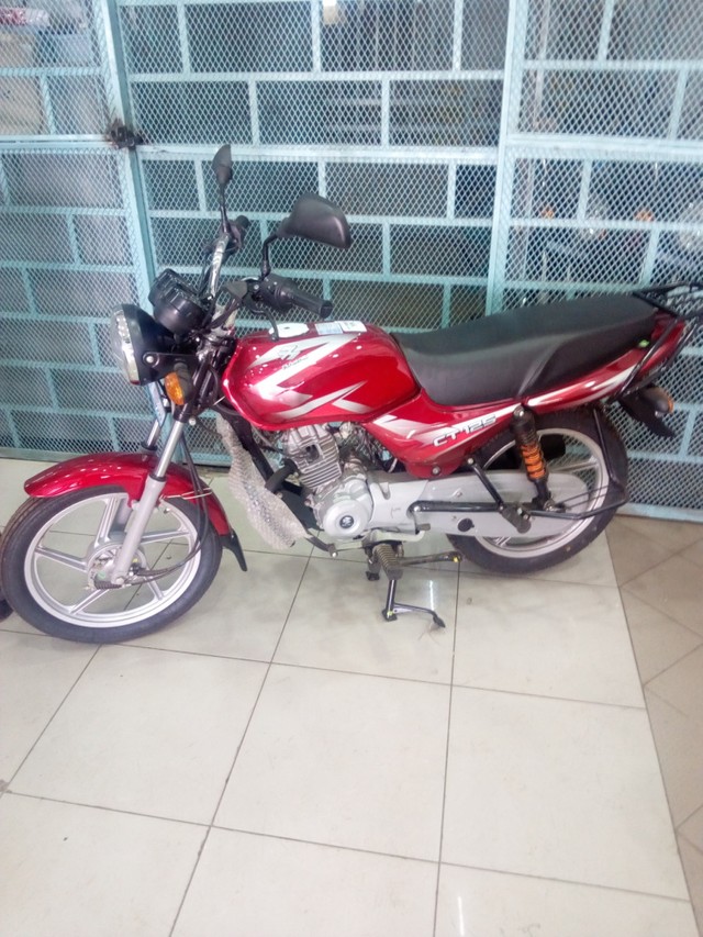 Bajaj ct deals 125 price