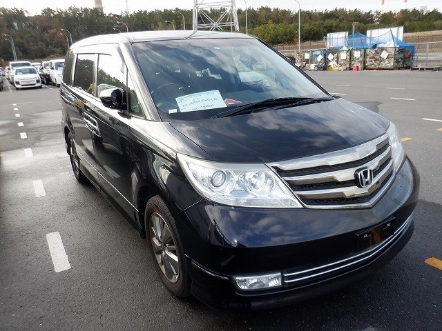 Honda elysion левый руль