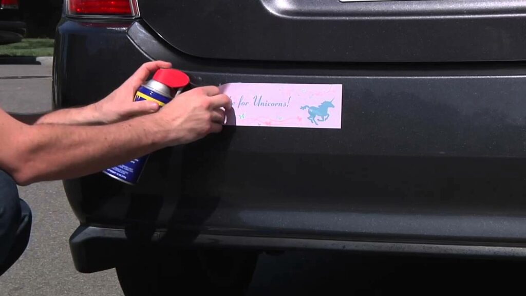 how to remove car decals without heat