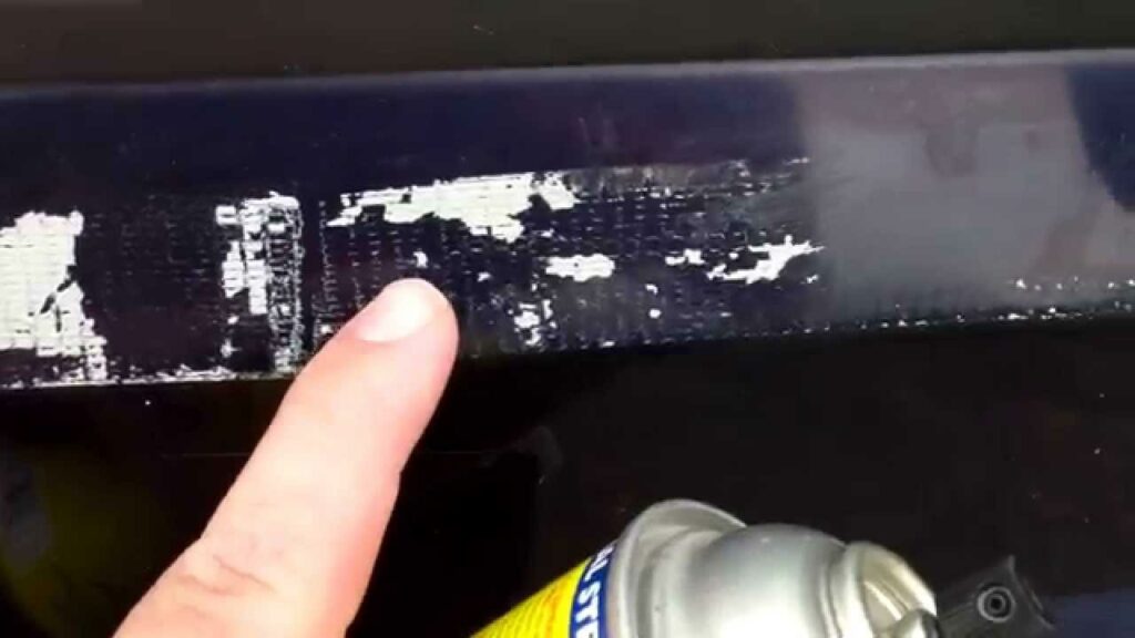 how to remove pinstripe glue from car