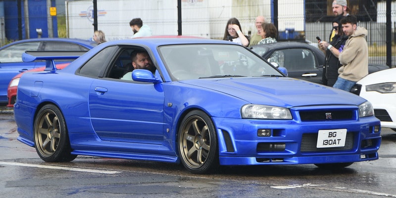 nissan r34 skyline engine