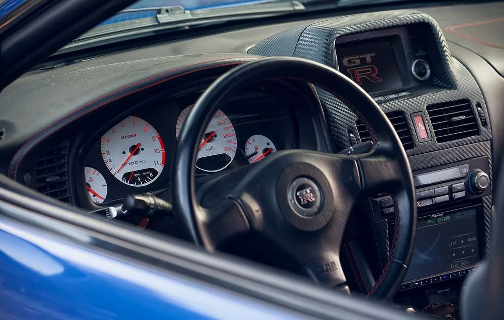 Skyline GT-R R34 interior