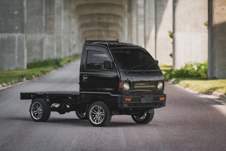 Mitsubishi Minicab truck